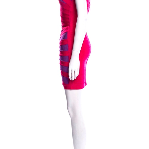 Herve Leger Bianca Bandage NWT
HERVE LEGER PURPLE & PINK - Picture 3 of 10